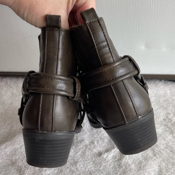 ESprit Haven vegan leather Moto ankle boots - Picture 4 of 9